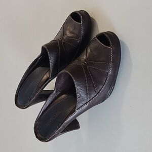 Aerosoles Brown 8 Peep Toe Boho Top Stitch Leather Slip-on Heel Rubber Sole